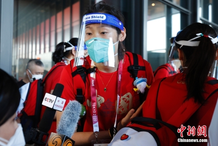 中國女排抵達東京