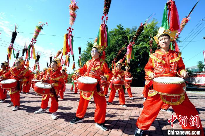 河北隆堯：非物質(zhì)文化遺產(chǎn)“隆堯招子鼓”進校園