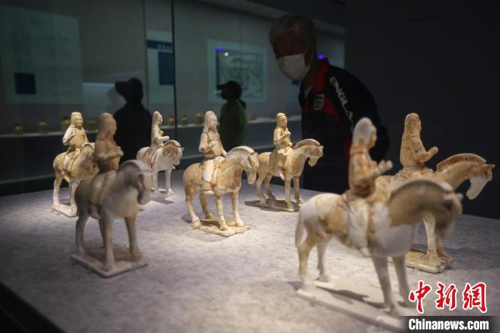 南京市博物館：從秦淮河到揚(yáng)子江——古代南京段長江文物特展”