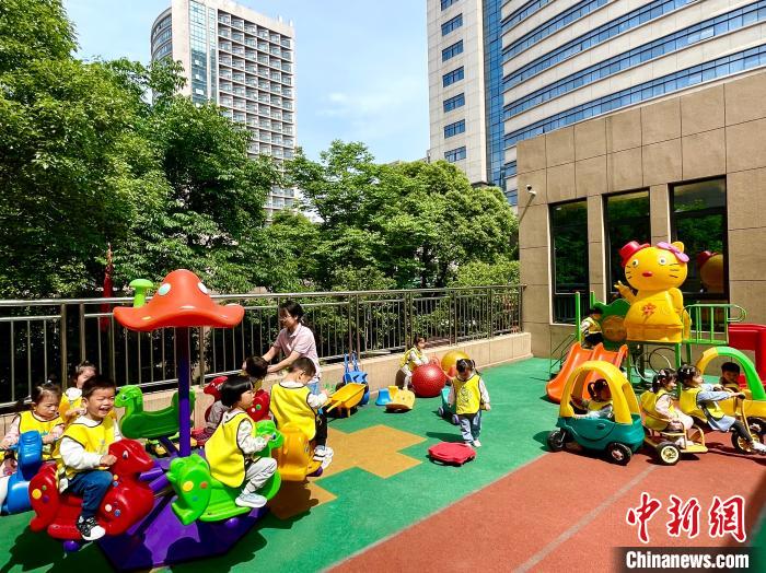 杭州規(guī)范嬰幼兒照護服務萬人規(guī)模產(chǎn)業(yè)園應配照護設施