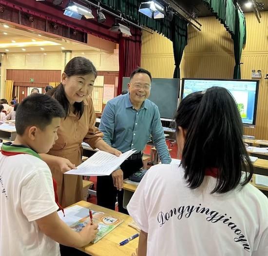 東營市小學(xué)語文單元整體教學(xué)研討活動(dòng)在市實(shí)驗(yàn)小學(xué)舉行