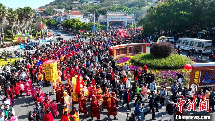 兩岸媽祖信眾再聚“媽祖故里”：話(huà)媽祖、慶團(tuán)圓、享美食、聊家常