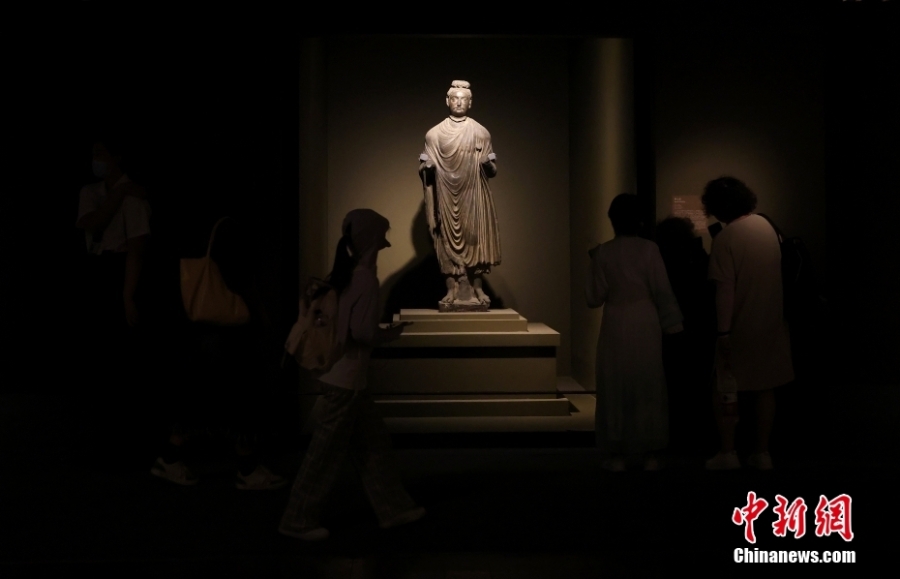 觀眾在北京故宮參觀“譬若香山：犍陀羅藝術(shù)展”