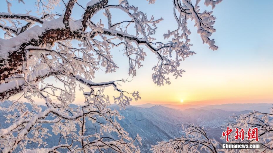 陜西漢中：龍頭山冬日雪景宛若童話