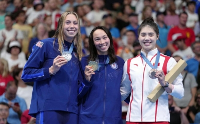 女子100米蝶泳決賽 中國(guó)選手張雨霏摘銅